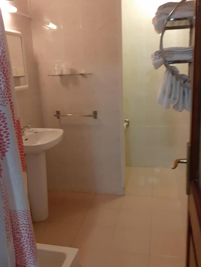 Chambre Quadruple avec Douche