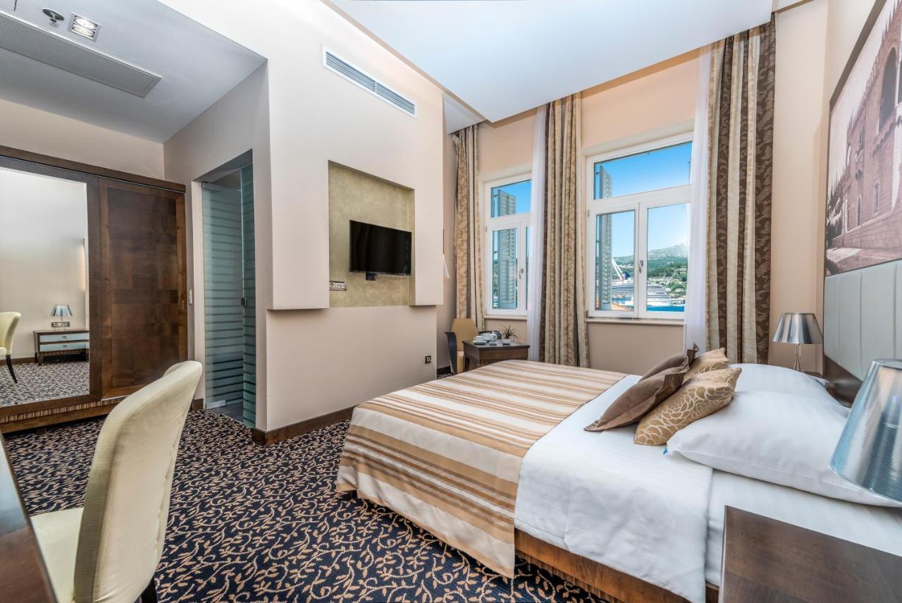 Superior Double Room Marina View