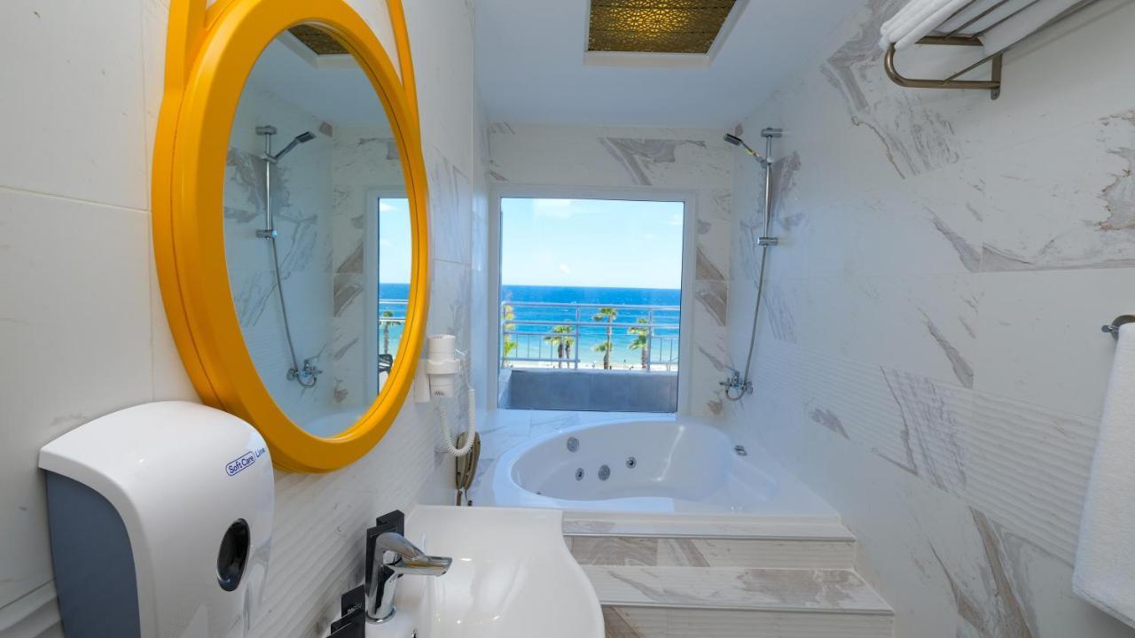 Suite Spa Bath
