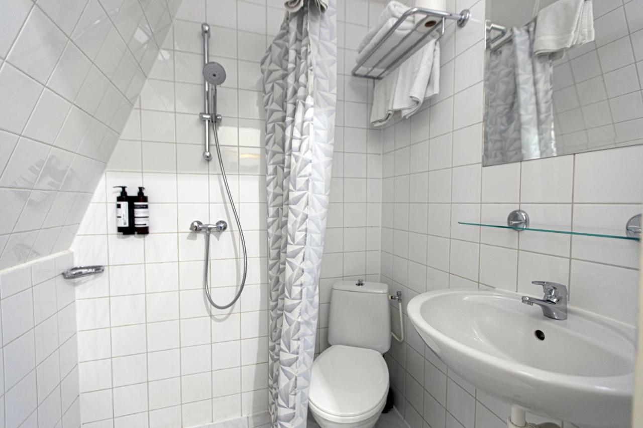 Economy Twin Room