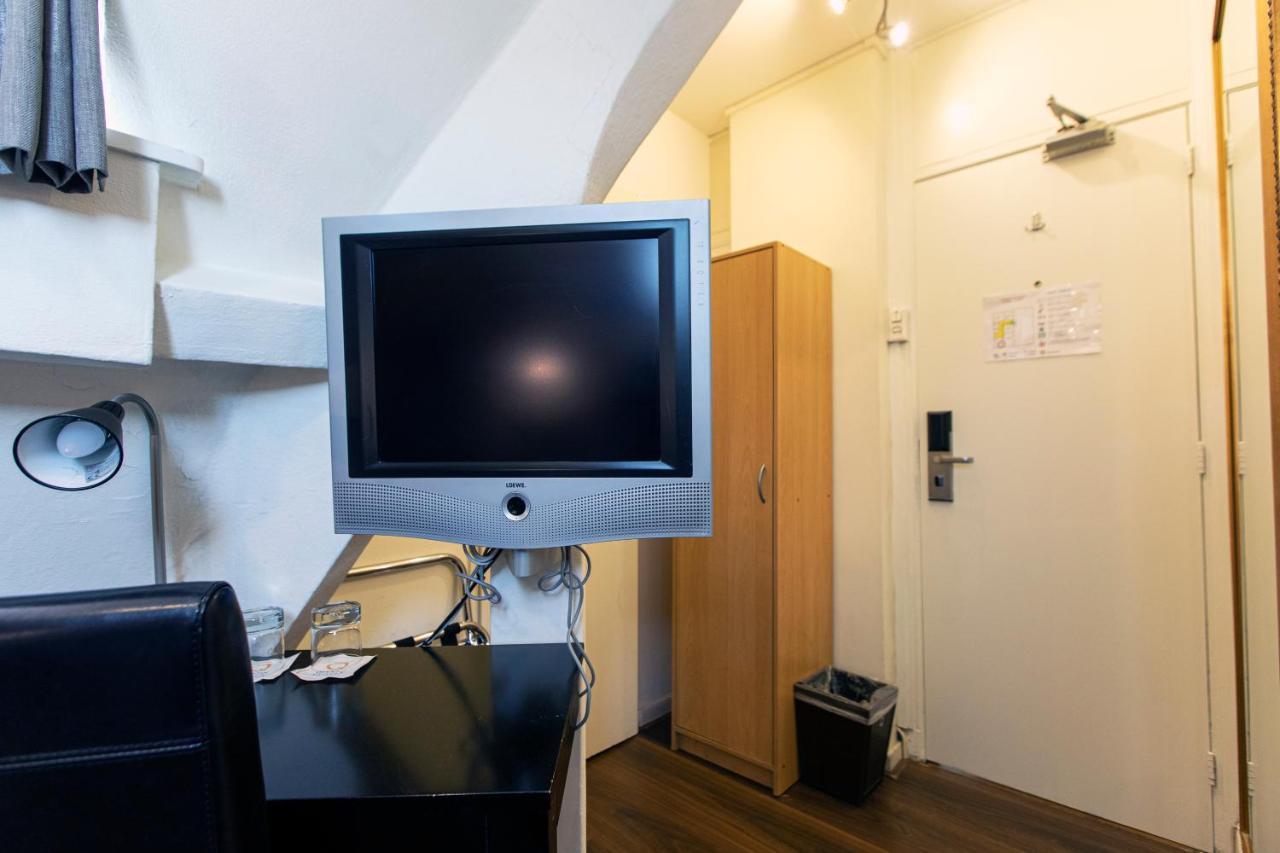Economy Twin Room