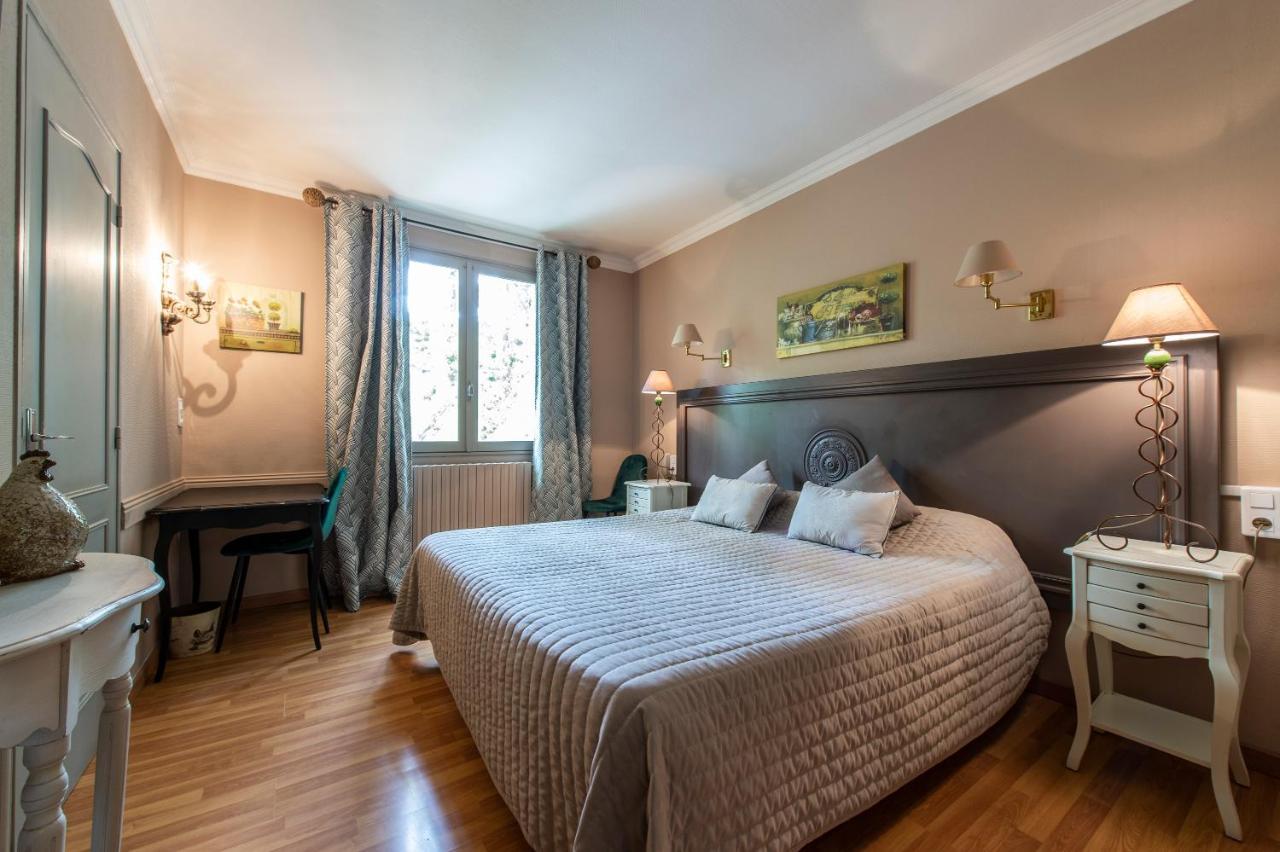 Double Room,1723001603:JPEG