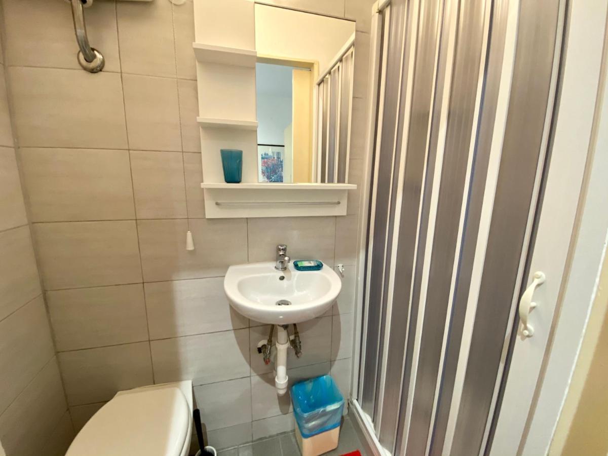 Economy Twin Room,1553927788:JPEG