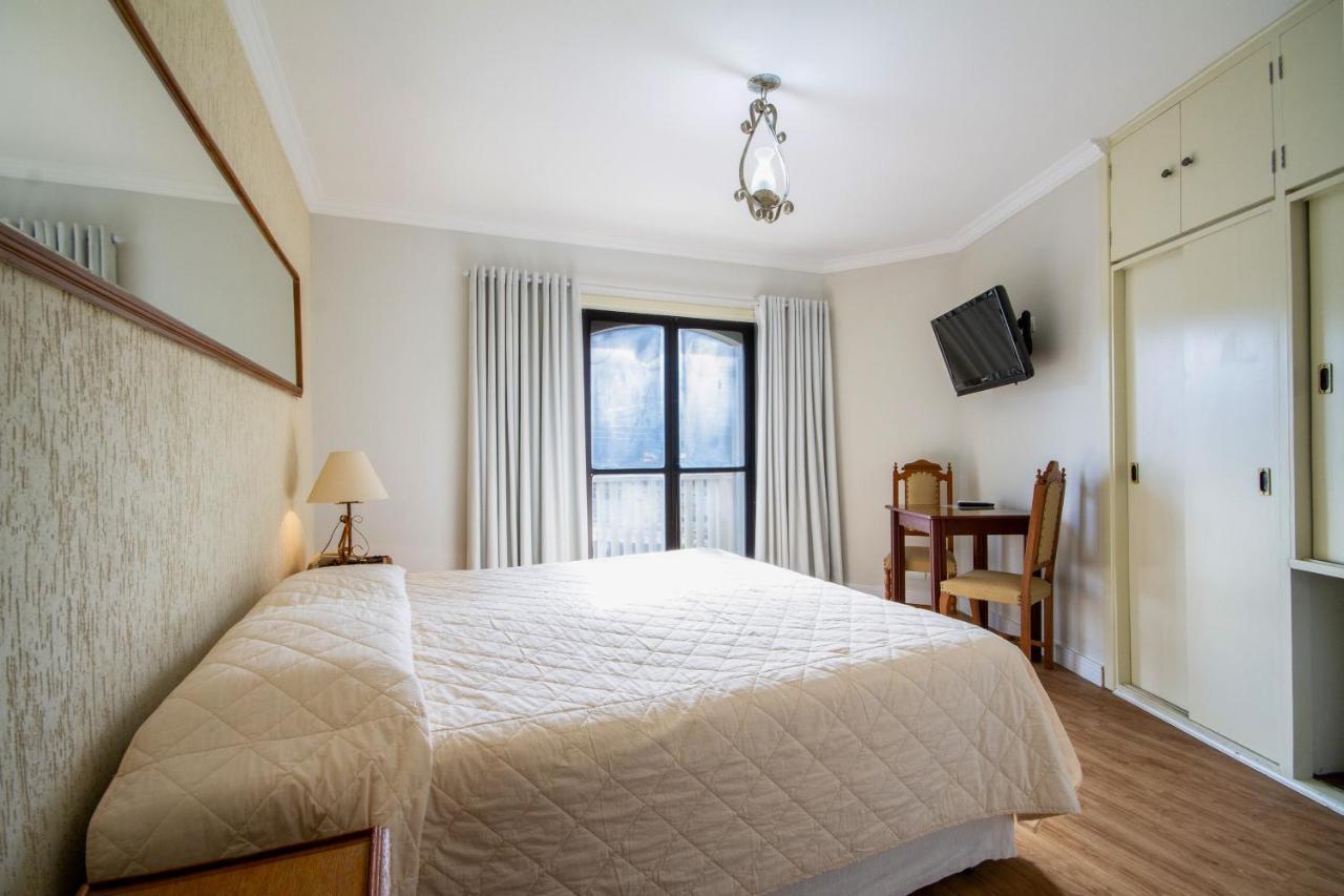 Double or Twin Room Balcony