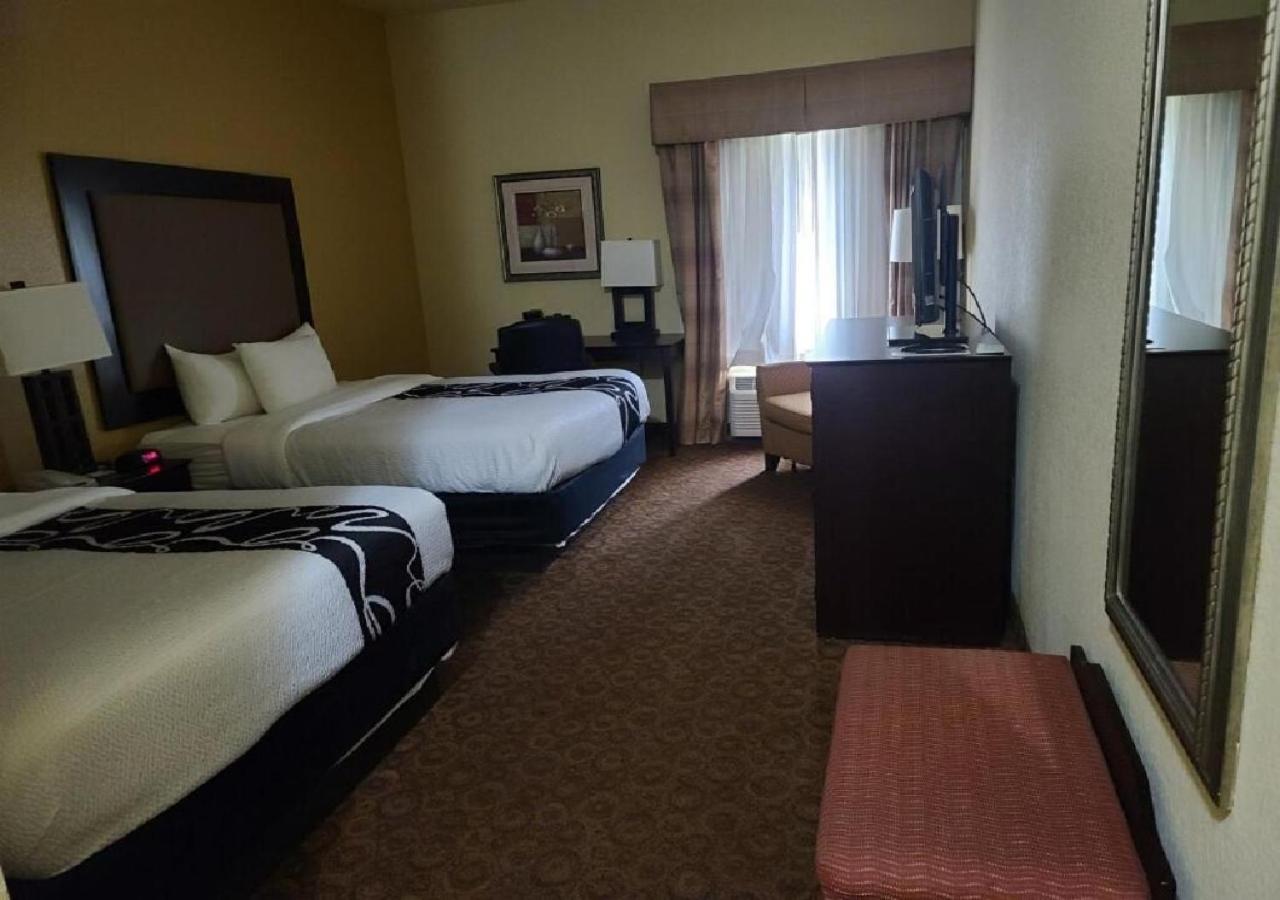 Deluxe Queen Room Two Queen Beds