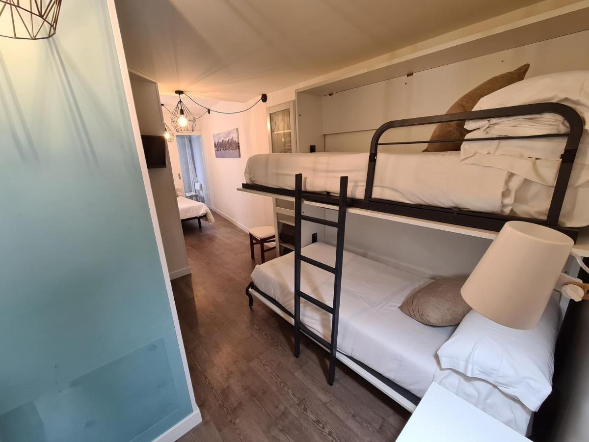Economy Triple Room