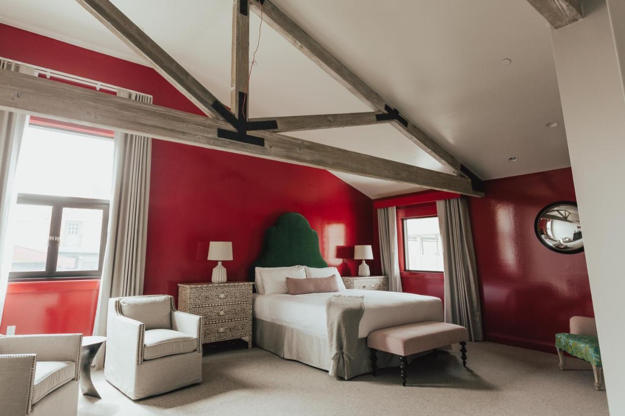 King Suite