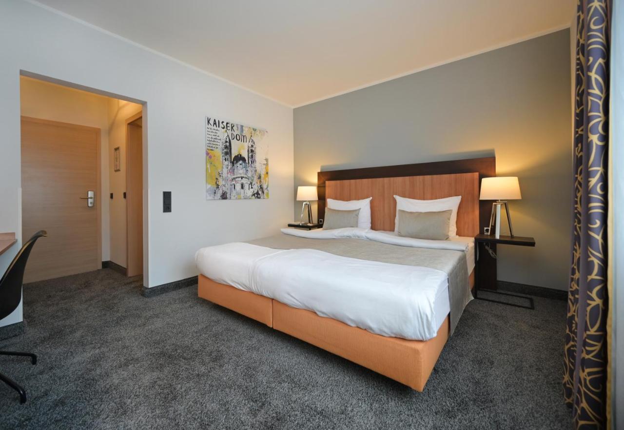 Comfort Double or Twin Room Size Medium