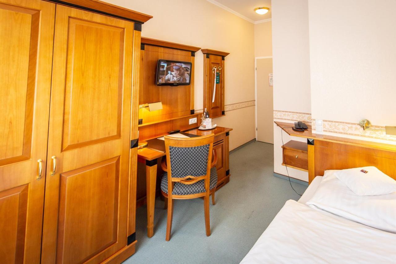 Economy Single Room