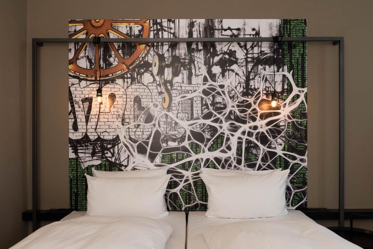 Standard Room,1020191761:JPEG