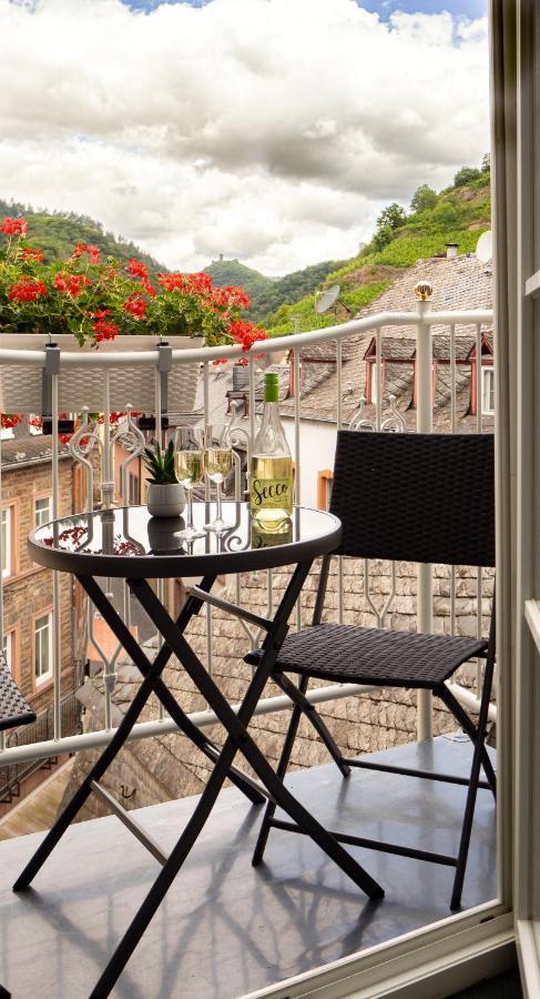 Classic Double Room City View Balcony