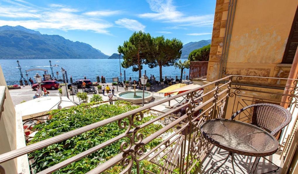Double Room Balcony Lake View