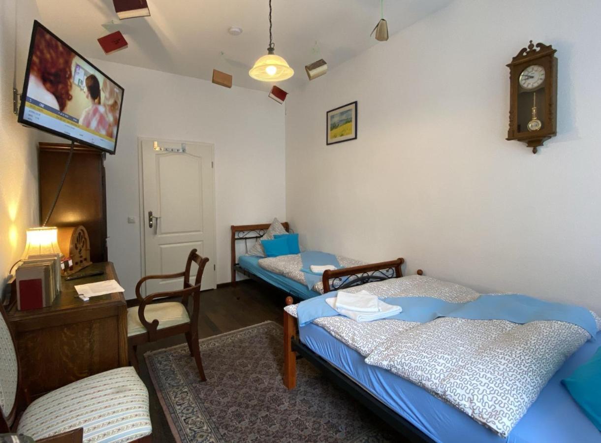 Economy Twin Room