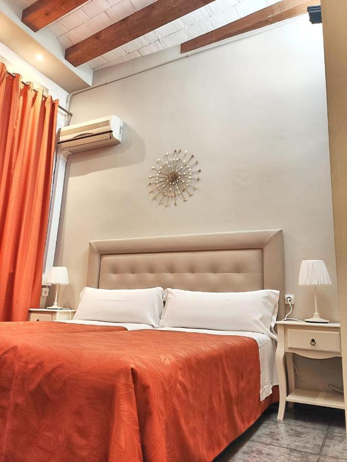 Double or Twin Room Private Bathroom