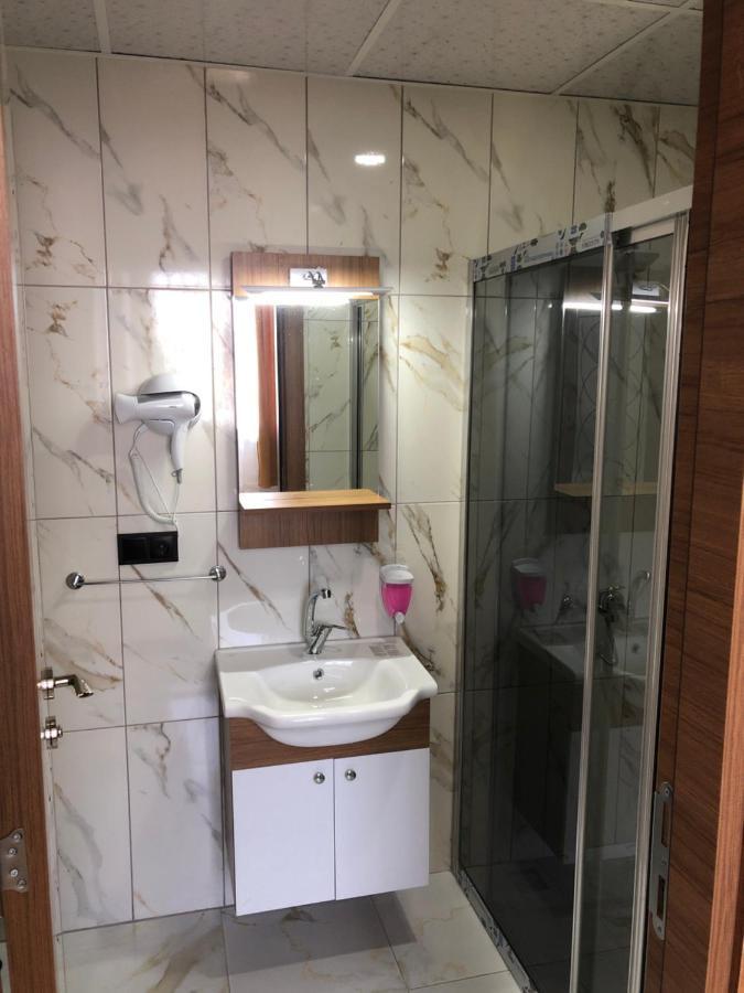 Single Room Private Bathroom