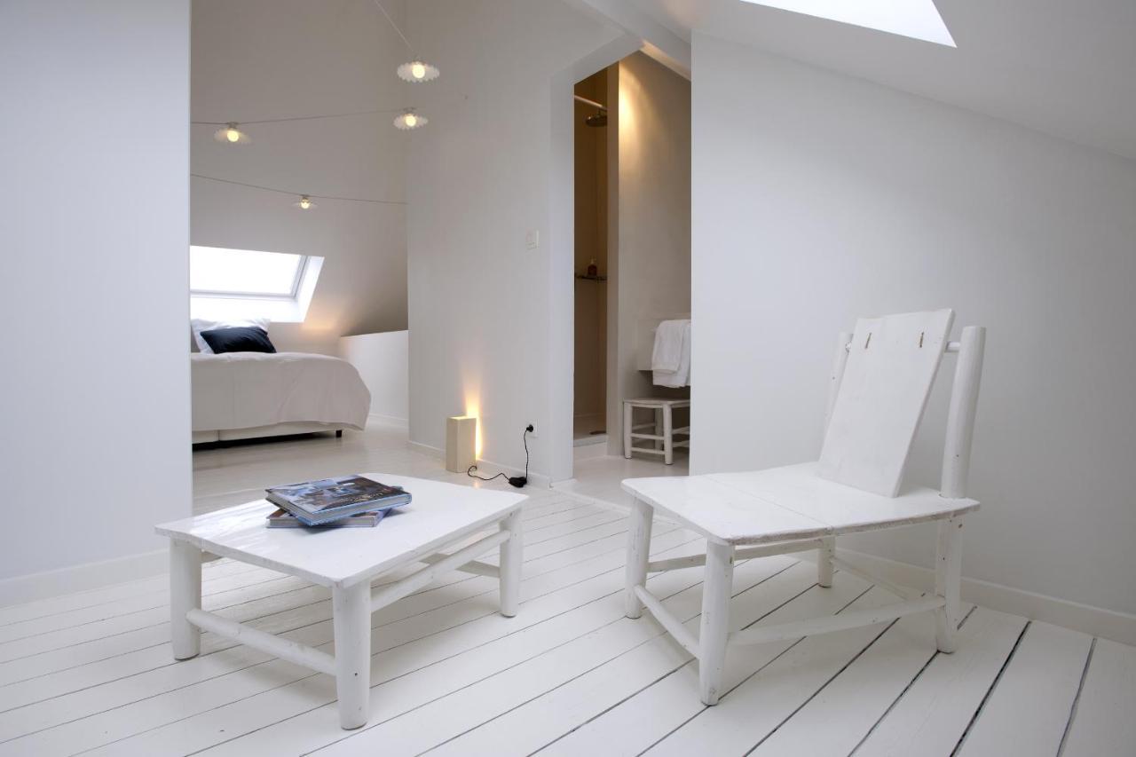 Twin Room with Shower