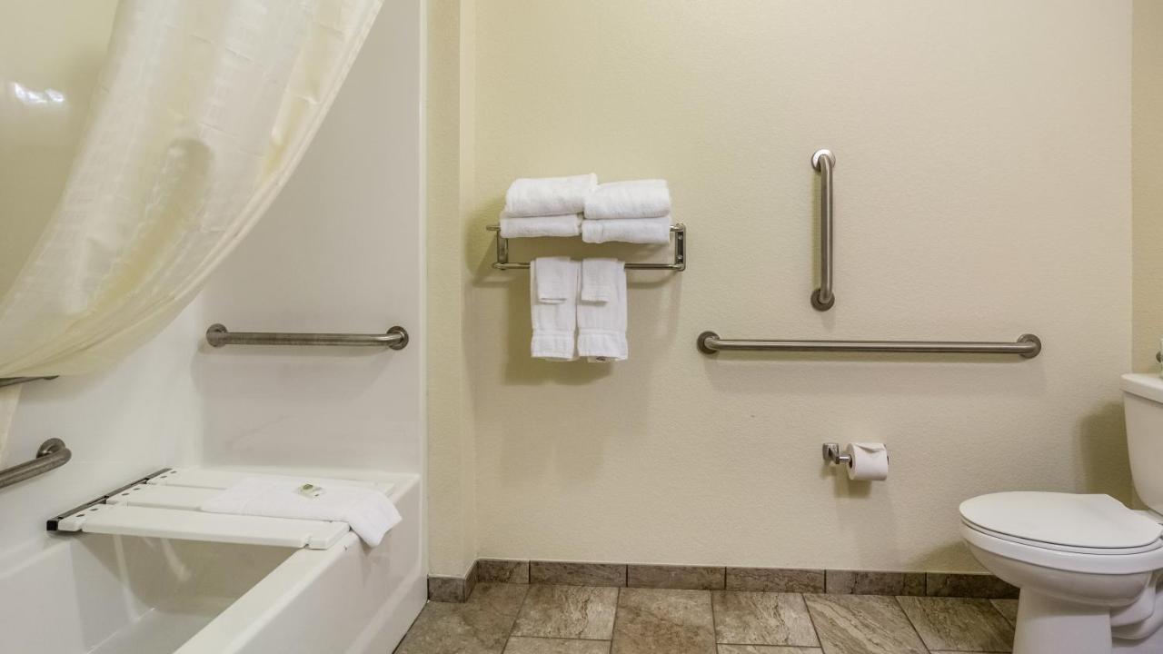 Queen Room - Disability Access,1007385682:JPEG