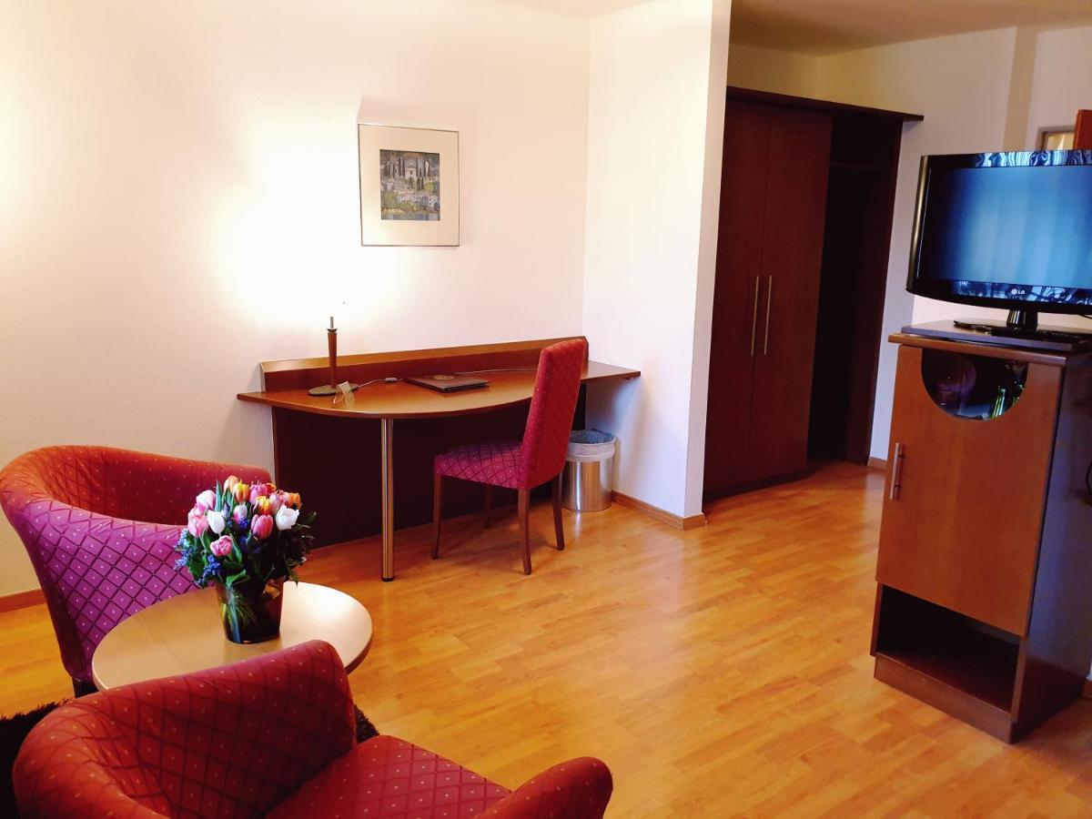 Deluxe Single Room