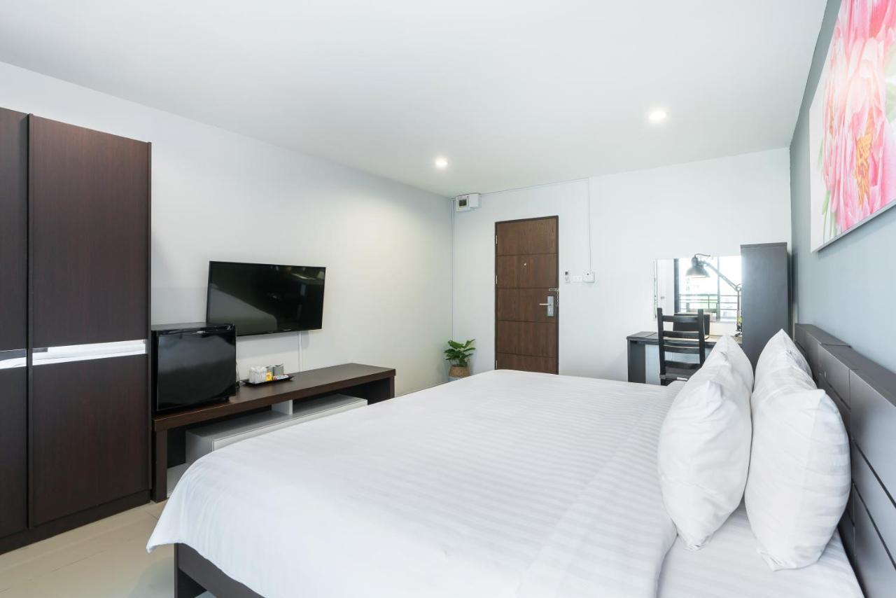 Deluxe Super King Room