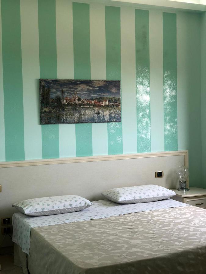 Deluxe Double or Twin Room Sea View