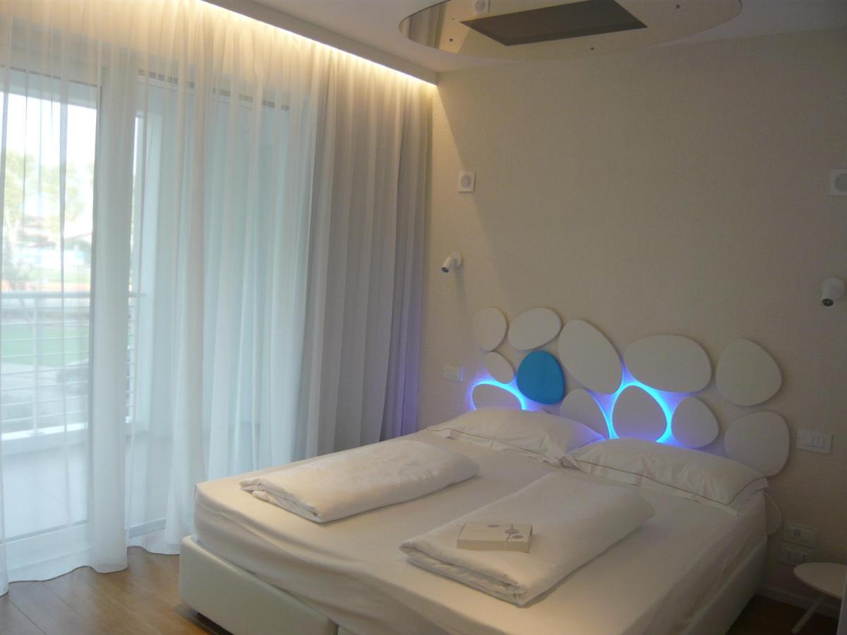Deluxe One-Bedroom Apartment Spa Bath