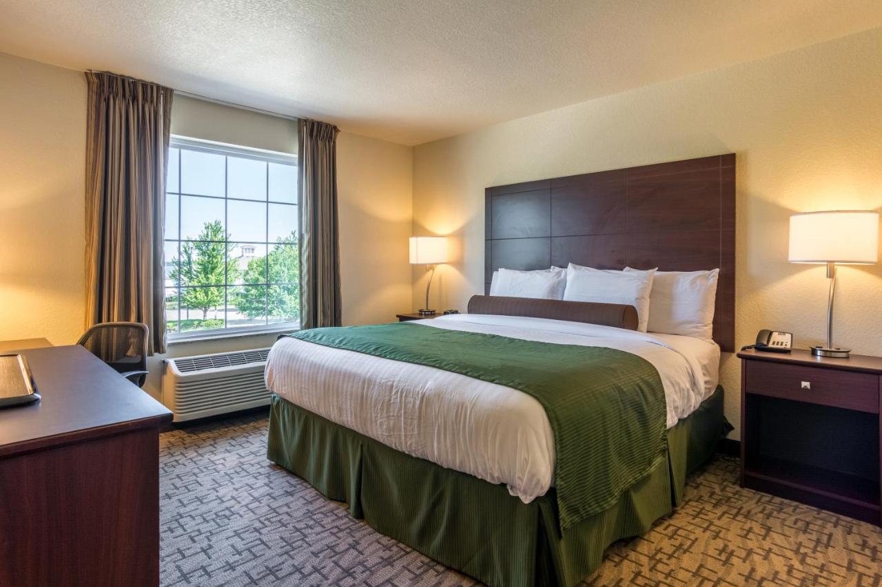 Standard King Room