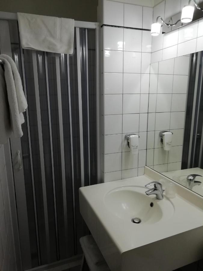 Small Room Shower