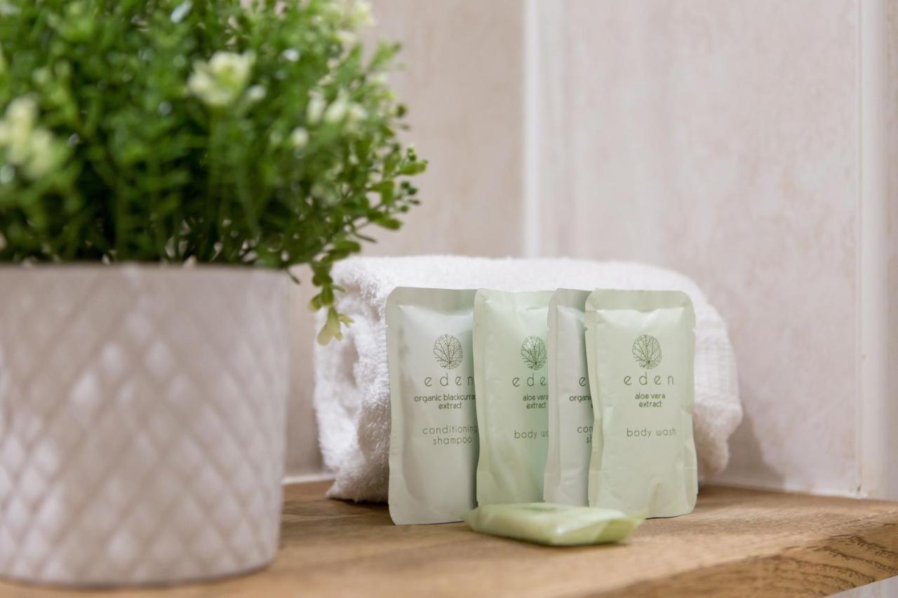 Single Room,1008513859:JPEG