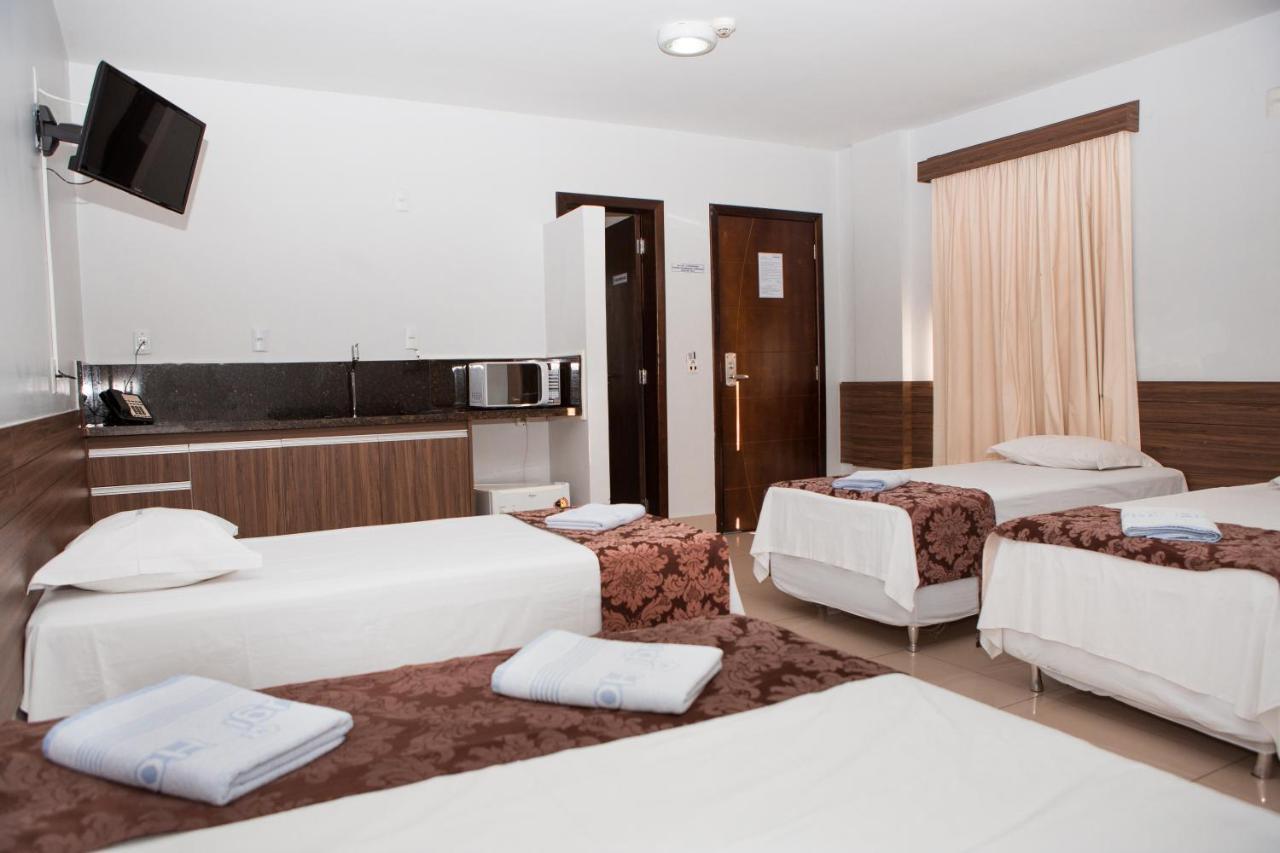 Quintuple Room