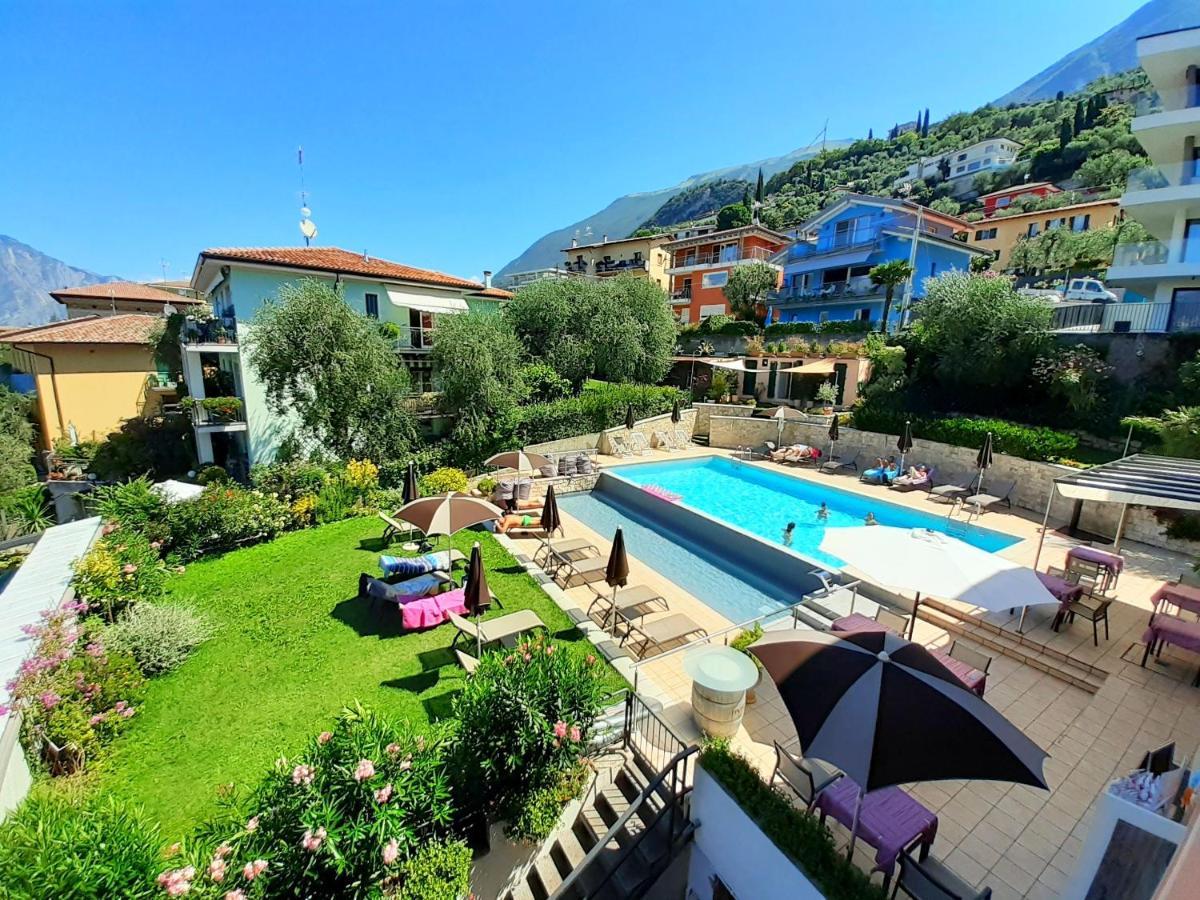Double Room Pool View