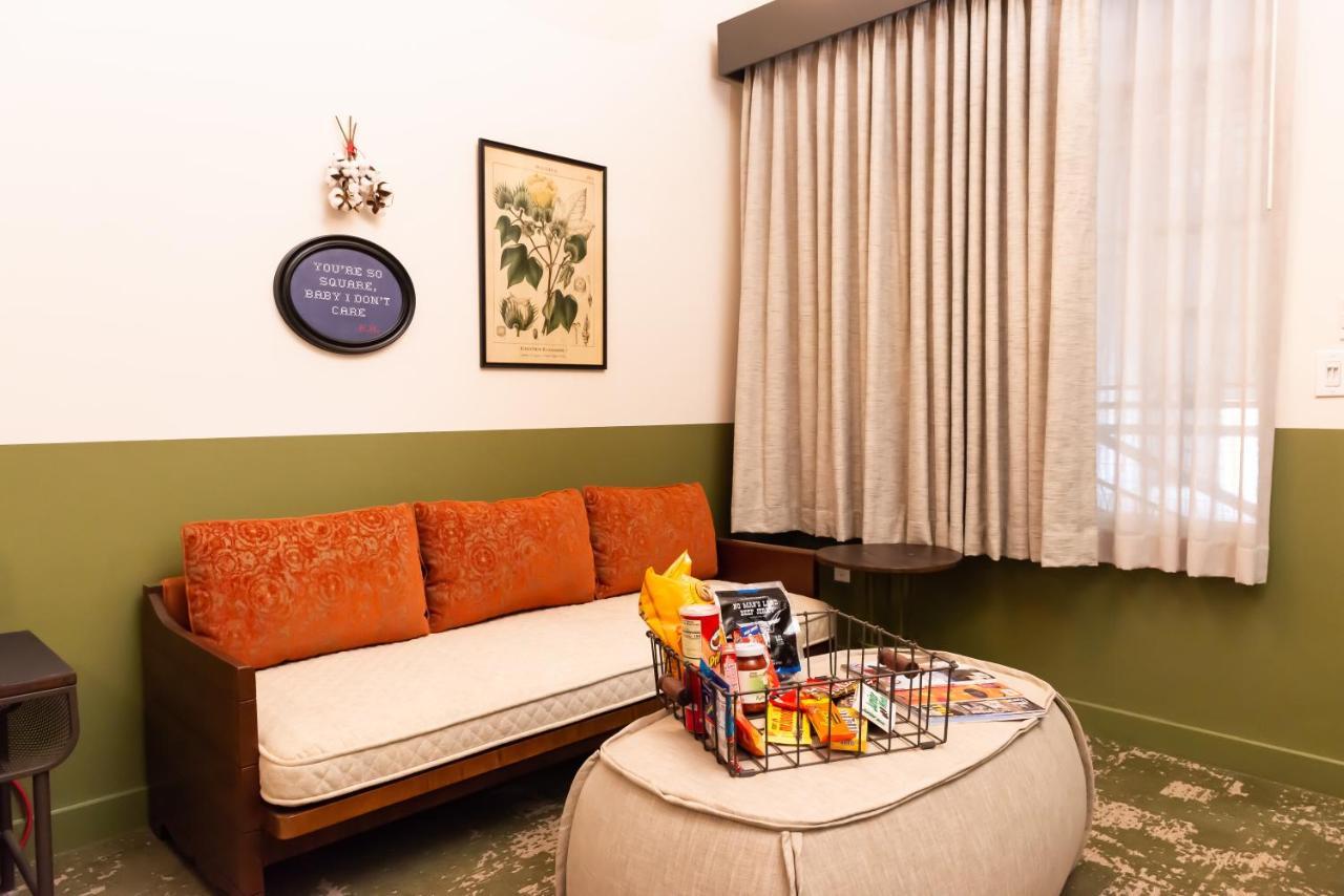 Standard King Room