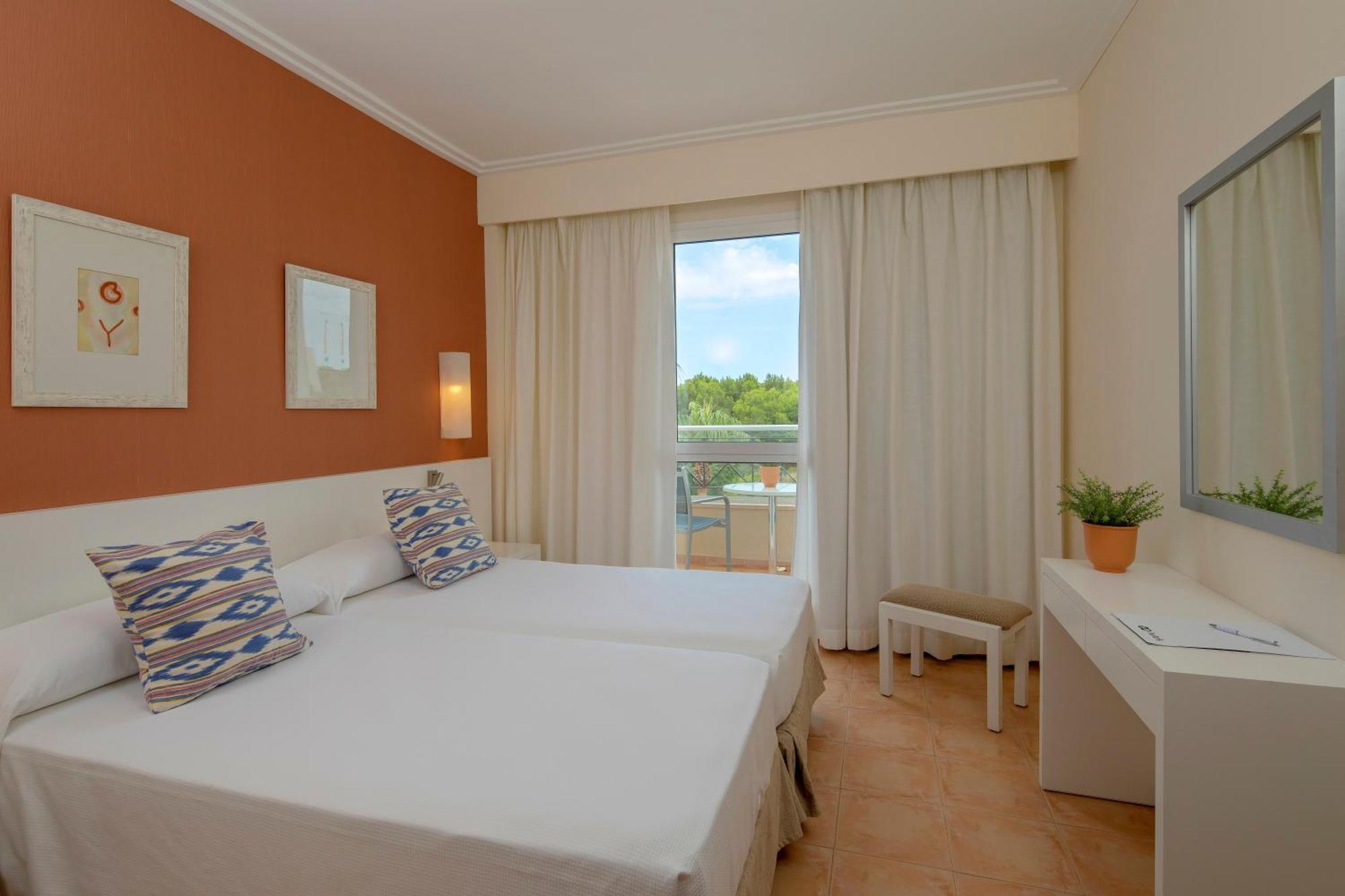 One-Bedroom Apartment Balcony