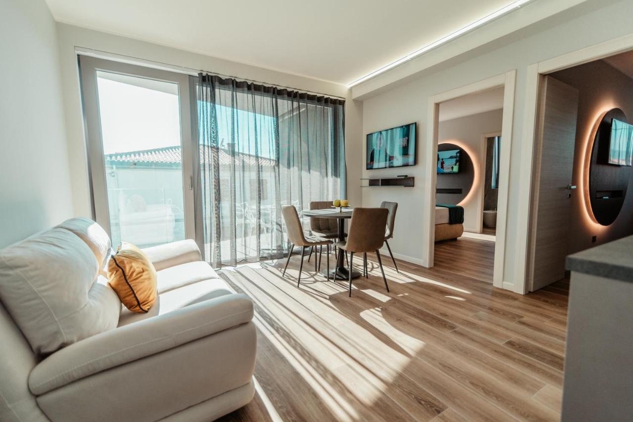 Two-Bedroom Deluxe Suite