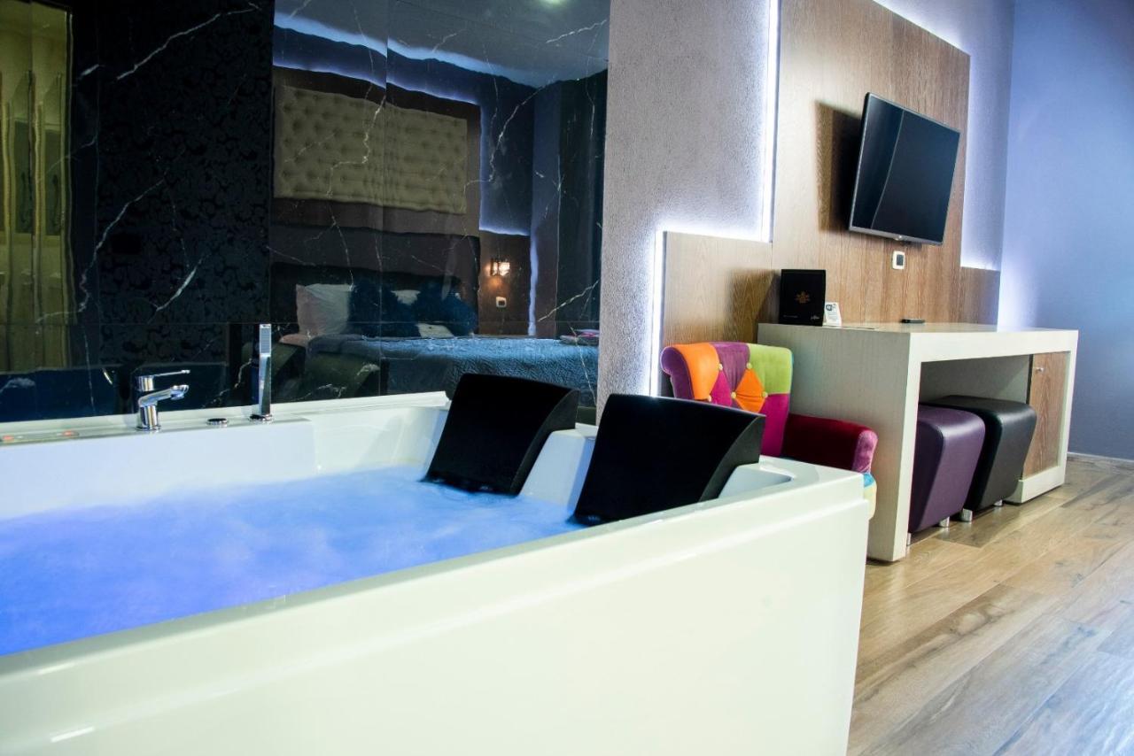 Double Room Spa Bath