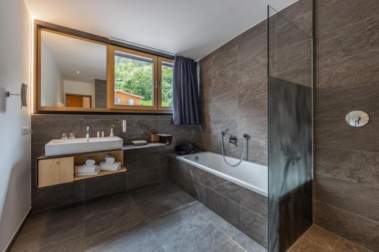 Suite mit Terrasse und Bergblick