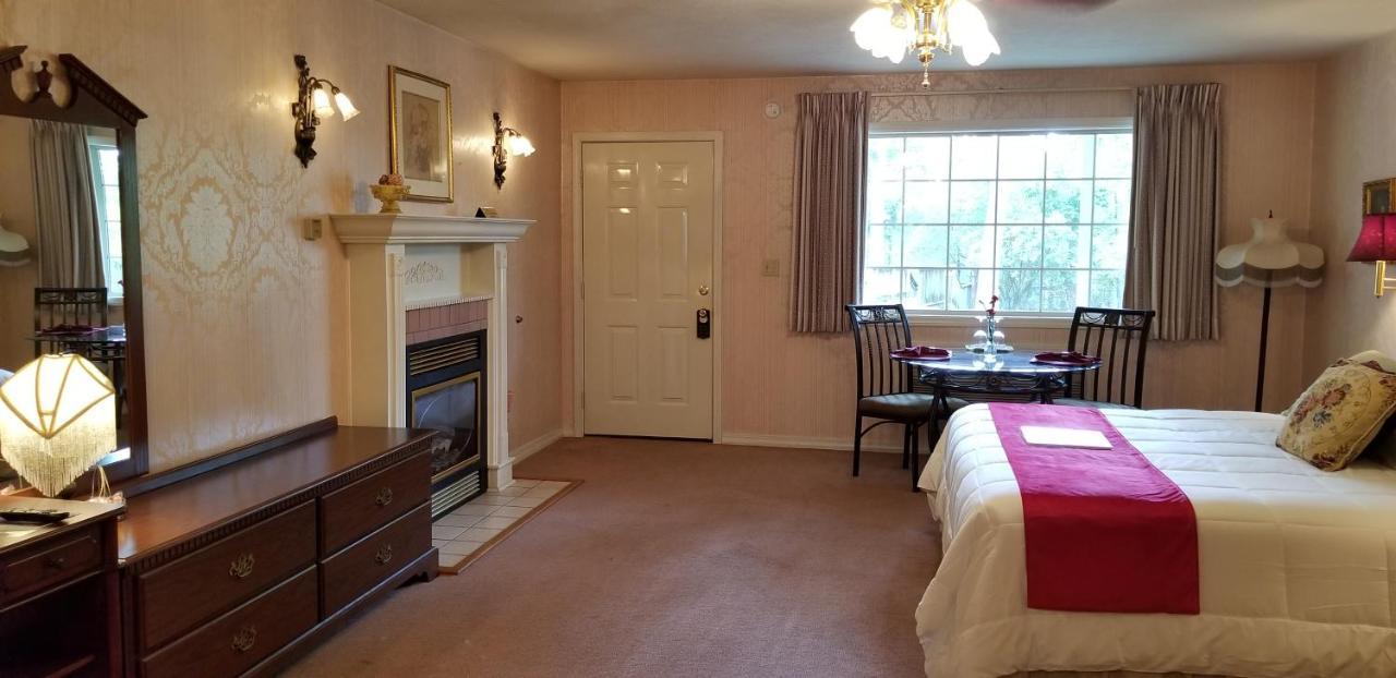 Verbena Suite