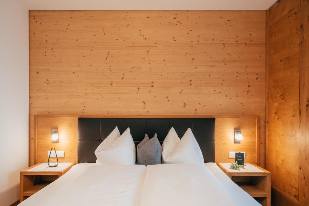 One-Bedroom Suite Mountain View