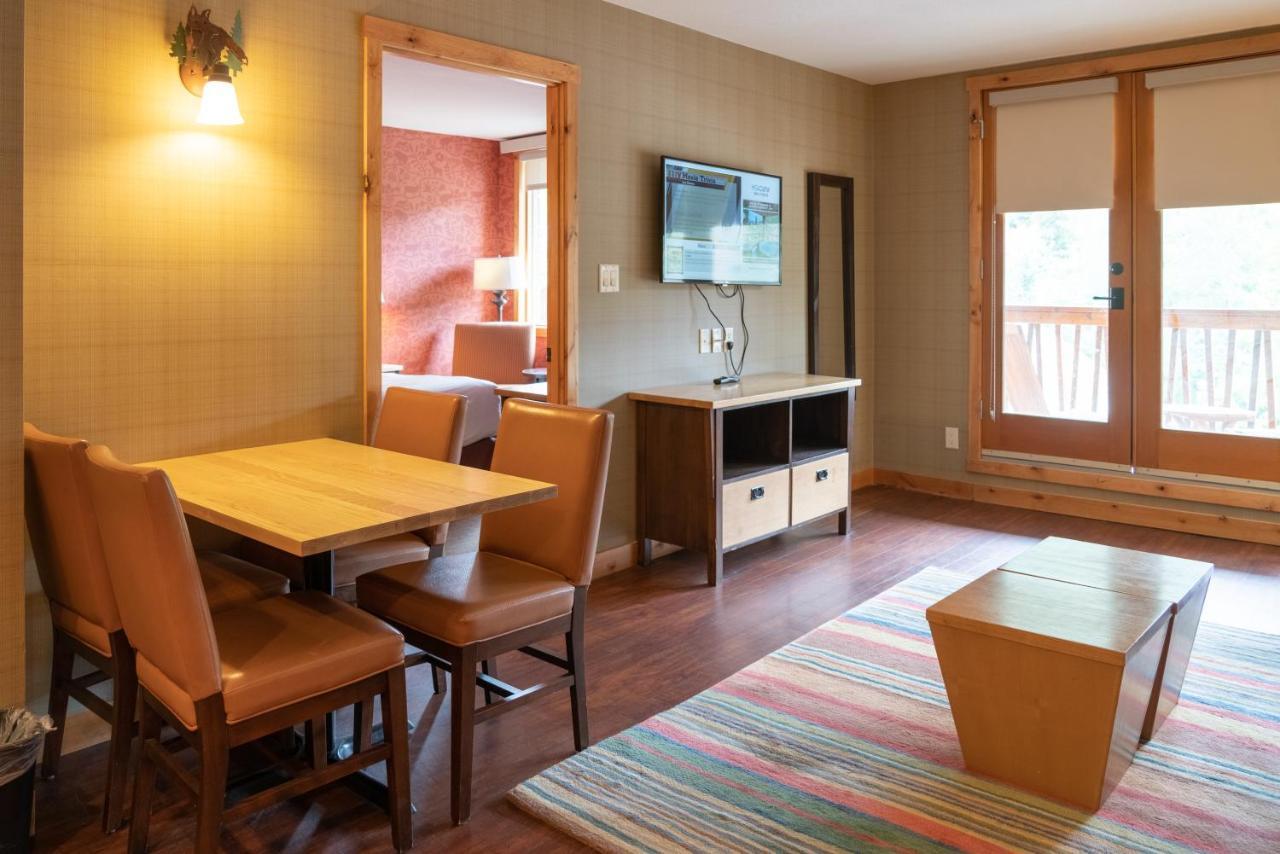 Superior One-Bedroom Suite with Balcony
