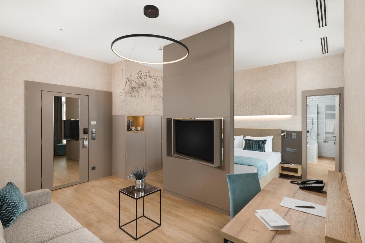 Executive Double Room Street View