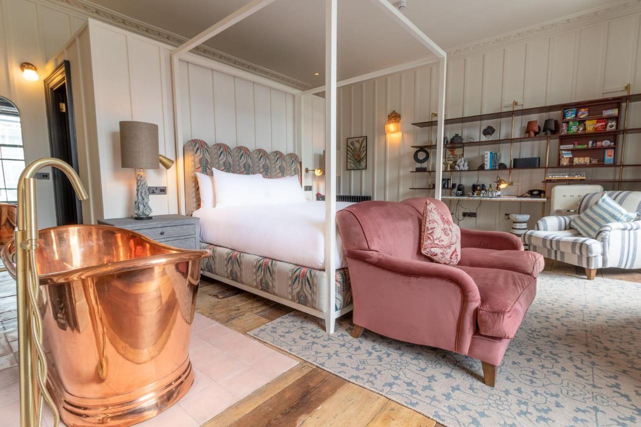 Townhouse Suite