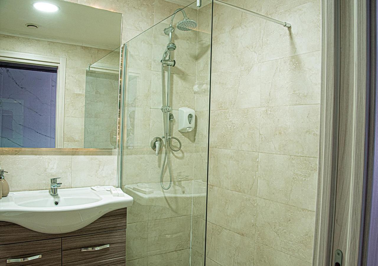 Double Room Spa Bath