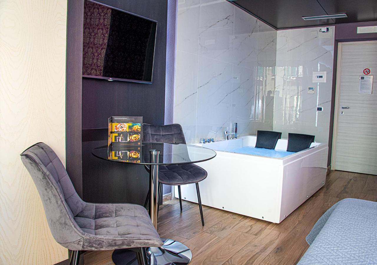 Double Room Spa Bath