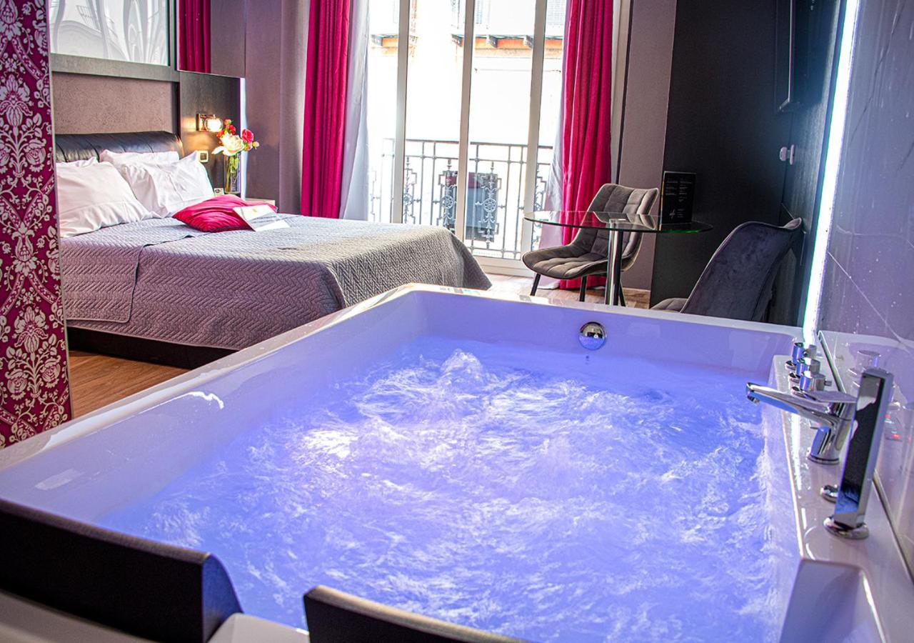 Double Room Spa Bath