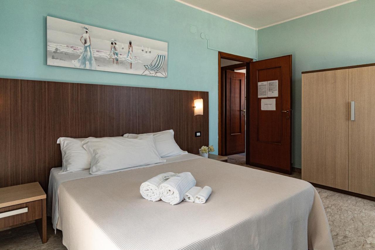 Triple Room Sea View