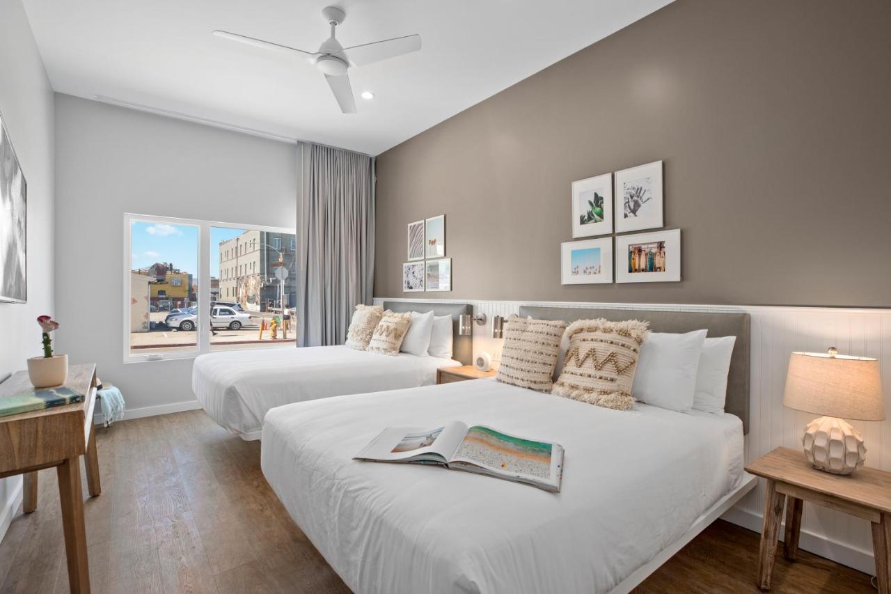 Standard Double Suite,1012293097:JPEG