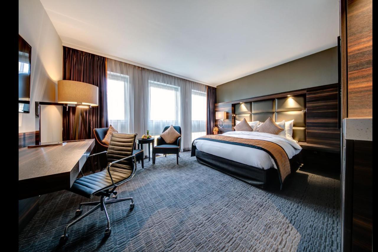 Superior Double Room City View