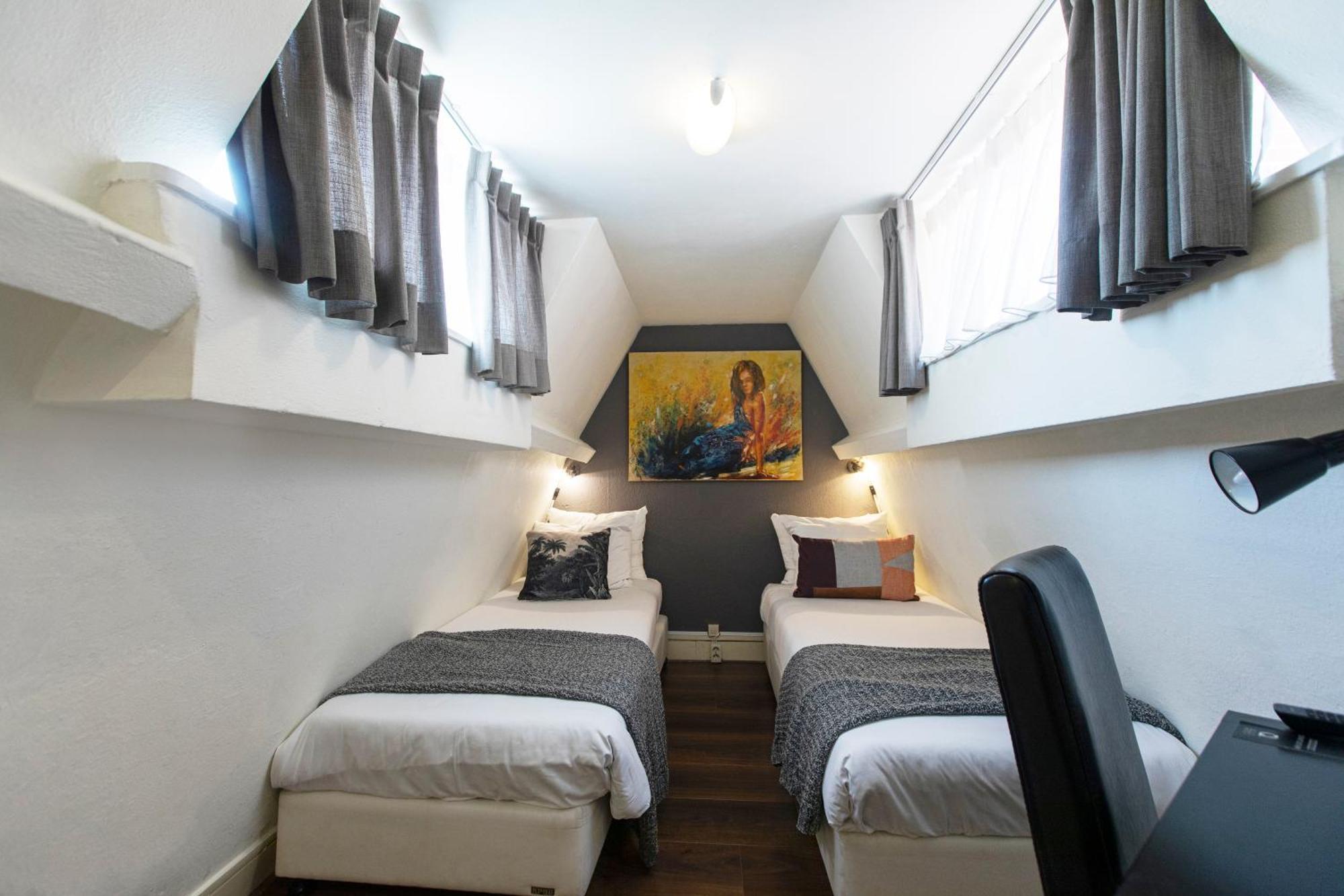 Economy Twin Room