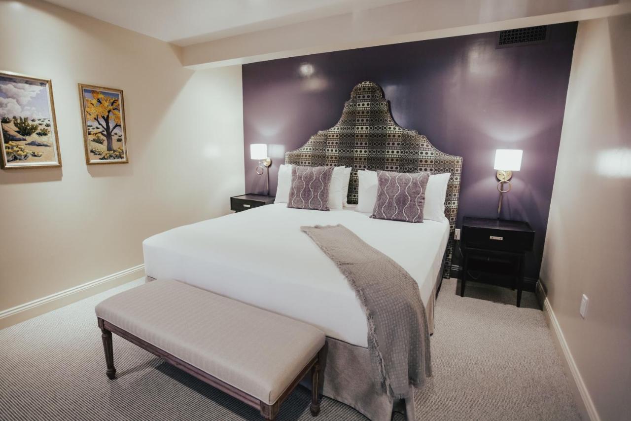 Accessible King Suite Sitting Room
