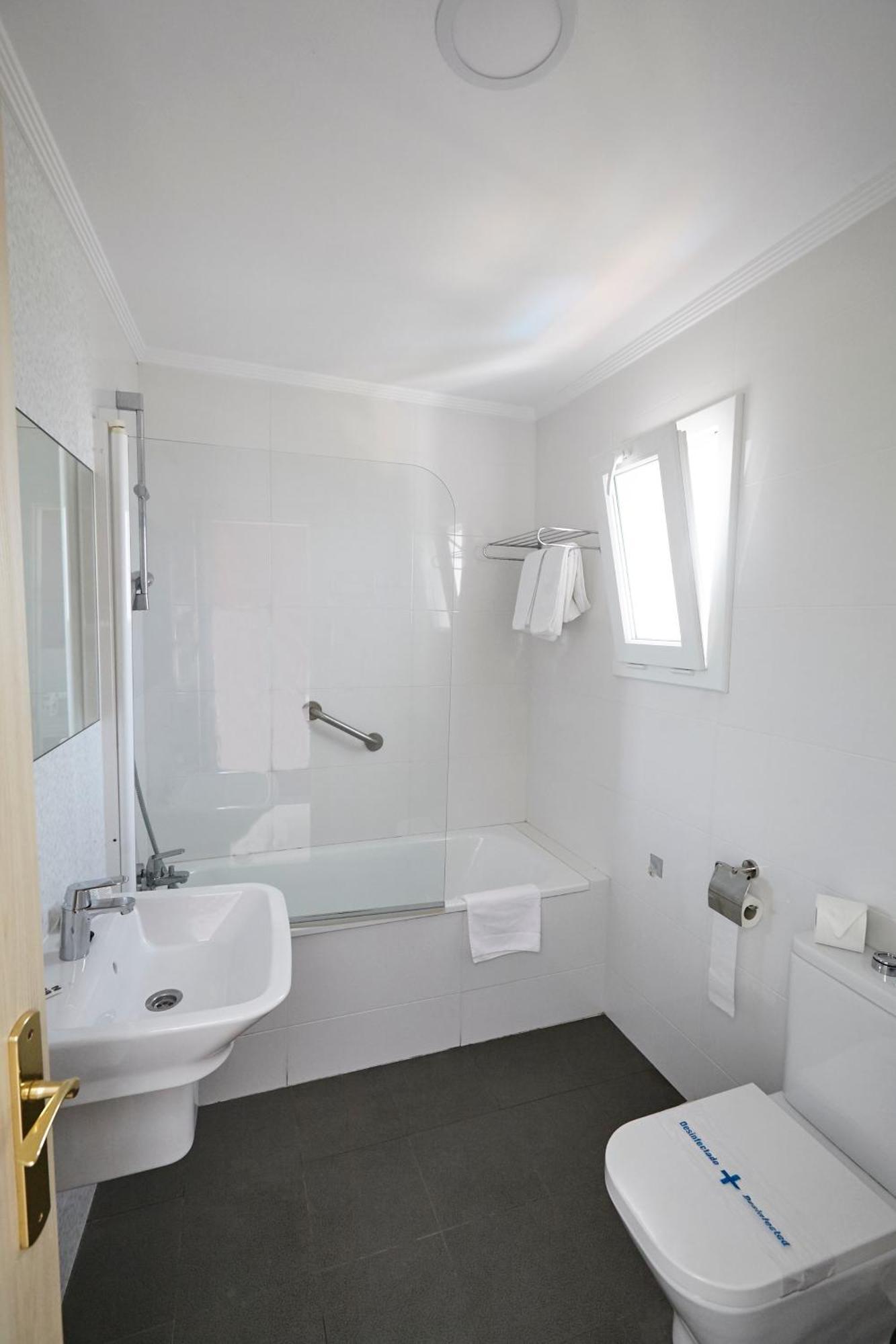 Double Room Balcony,1165435122:JPEG