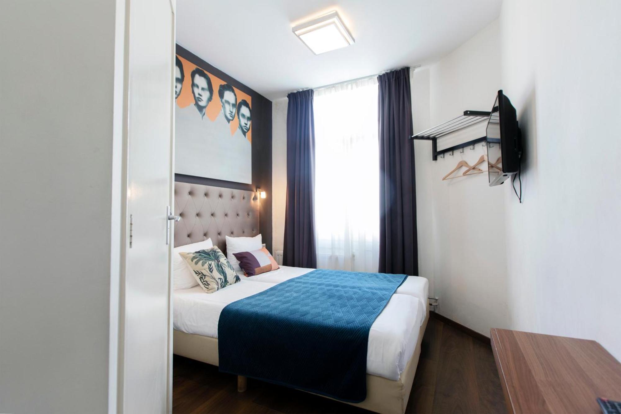 Twin Room,1275279034:JPEG